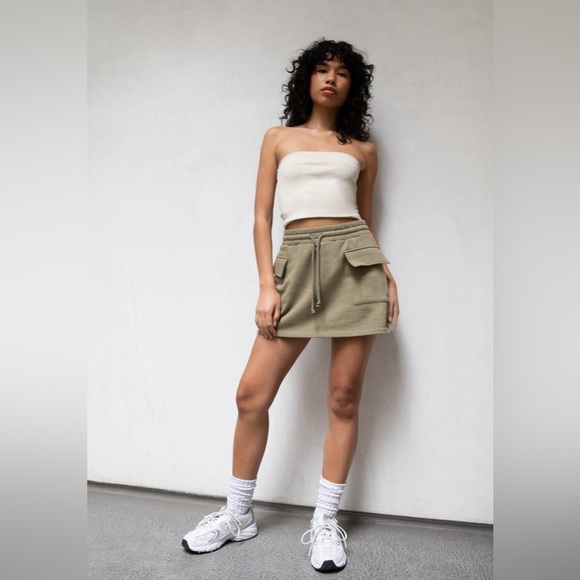 OAK + FORT Olive Cargo Mini Skirt - Picture 9 of 9